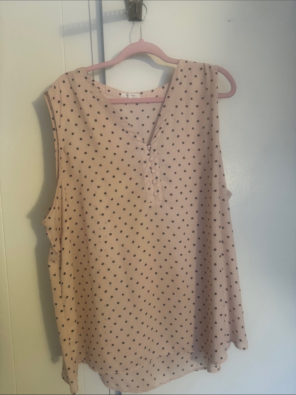 Maurices Blush Pink Polka Dot V-Neck Sleeveless Camisole
